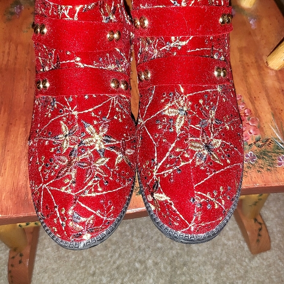 ♥️NWT♥️ TRISH SCULLY GIRLS CRIMSON BOOTS - Picture 2 of 16